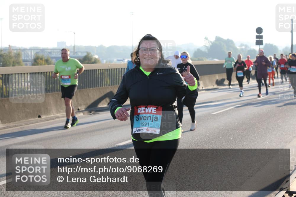 03.10.2025 - Köhlbrandbrückenlauf Lena Gebhardt http://msf.ph/oto/9068269 03.10.2025 09:24:15 Position 1 1991 meine-sportfotos.de