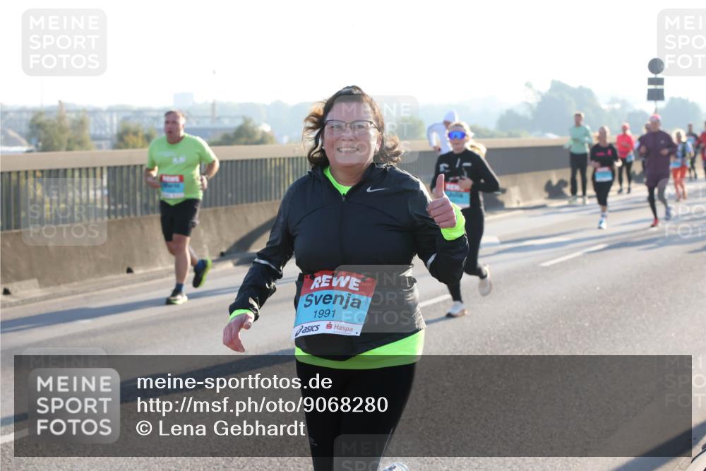 03.10.2025 - Köhlbrandbrückenlauf Lena Gebhardt http://msf.ph/oto/9068280 03.10.2025 09:24:15 Position 1 1991 meine-sportfotos.de