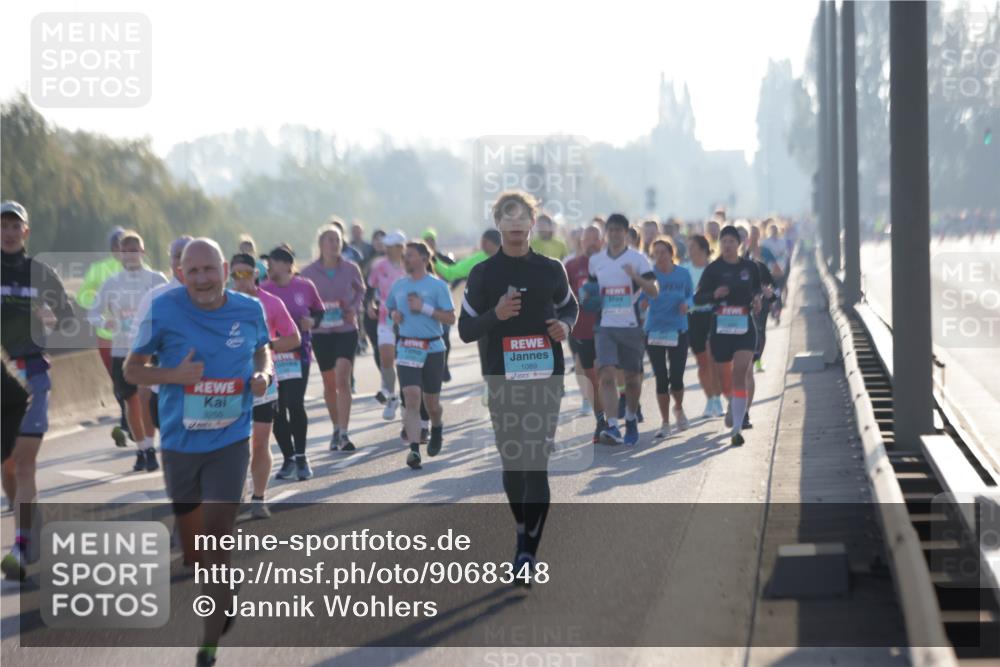 03.10.2025 - Köhlbrandbrückenlauf Jannik Wohlers http://msf.ph/oto/9068348 03.10.2025 09:16:18 Position 3 3250, 1089 meine-sportfotos.de
