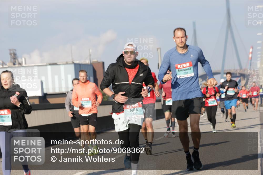 03.10.2025 - Köhlbrandbrückenlauf Jannik Wohlers http://msf.ph/oto/9068362 03.10.2025 09:47:48 Position 3 1284, 1130, 1058 meine-sportfotos.de