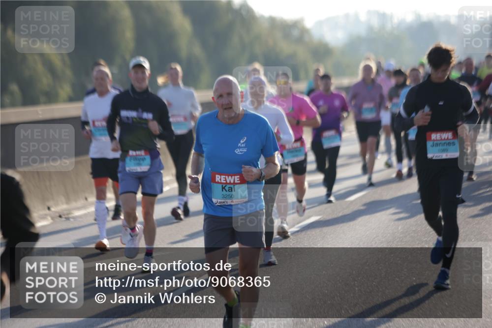 03.10.2025 - Köhlbrandbrückenlauf Jannik Wohlers http://msf.ph/oto/9068365 03.10.2025 09:16:20 Position 3 3250, 1089 meine-sportfotos.de