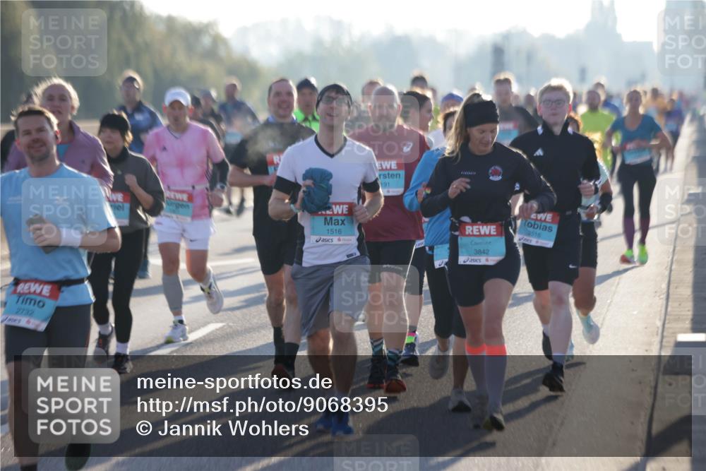 03.10.2025 - Köhlbrandbrückenlauf Jannik Wohlers http://msf.ph/oto/9068395 03.10.2025 09:16:24 Position 3 2732, 1516, 191, 3842, 3516 meine-sportfotos.de