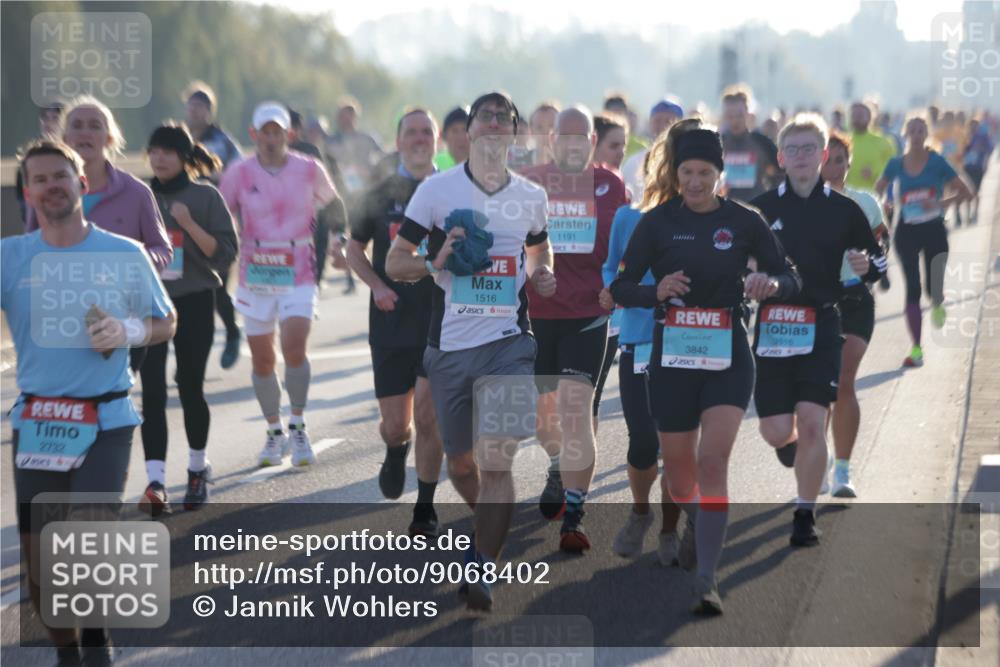 03.10.2025 - Köhlbrandbrückenlauf Jannik Wohlers http://msf.ph/oto/9068402 03.10.2025 09:16:24 Position 3 2132, 1516, 1191, 3842, 3516 meine-sportfotos.de