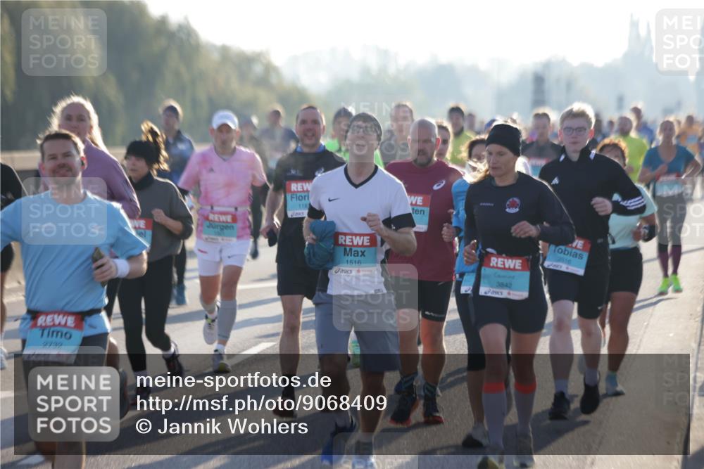 03.10.2025 - Köhlbrandbrückenlauf Jannik Wohlers http://msf.ph/oto/9068409 03.10.2025 09:16:24 Position 3 2132, 118, 1516, 3842, 3516 meine-sportfotos.de