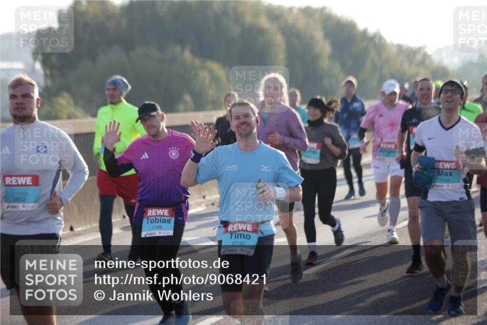 03.10.2025 - Köhlbrandbrückenlauf Jannik Wohlers http://msf.ph/oto/9068421 03.10.2025 09:16:25 Position 3 3802, 1188, 2732, 1516 meine-sportfotos.de