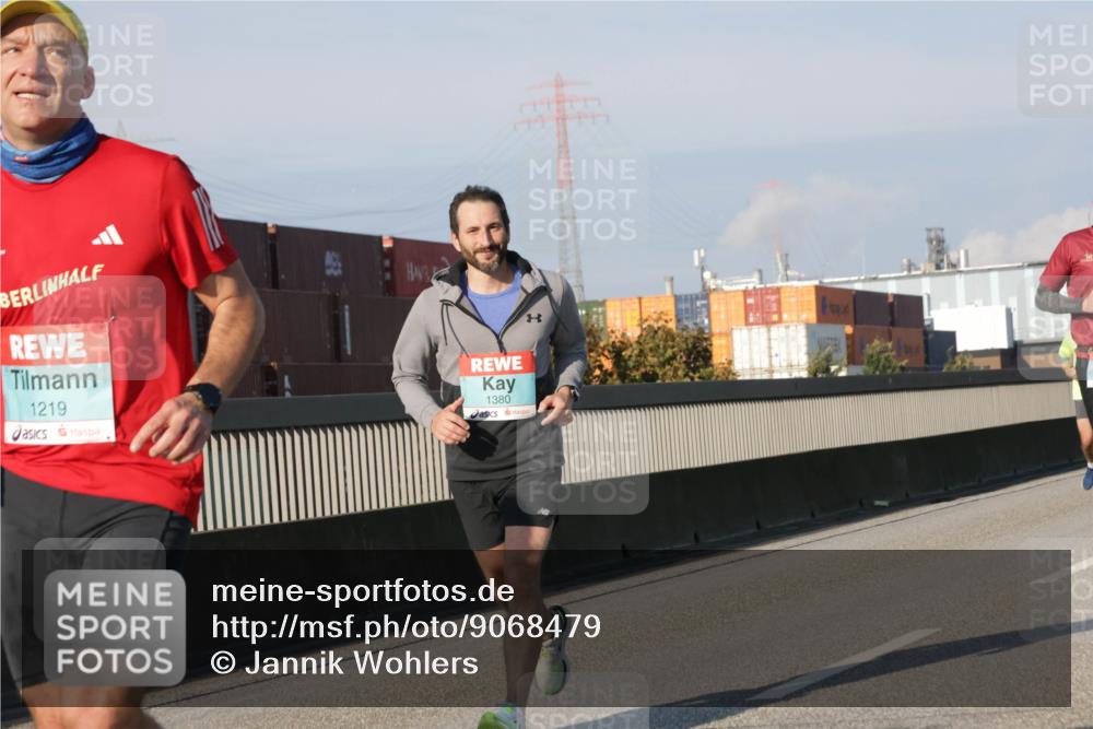 03.10.2025 - Köhlbrandbrückenlauf Jannik Wohlers http://msf.ph/oto/9068479 03.10.2025 09:47:54 Position 3 1219, 1380 meine-sportfotos.de