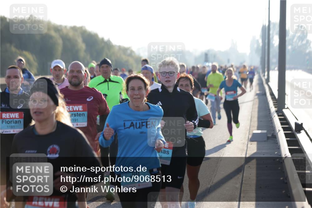 03.10.2025 - Köhlbrandbrückenlauf Jannik Wohlers http://msf.ph/oto/9068513 03.10.2025 09:16:28 Position 3 1181, 191, 3425, 16 meine-sportfotos.de