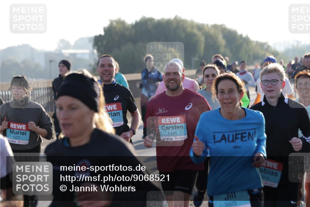 03.10.2025 - Köhlbrandbrückenlauf Jannik Wohlers http://msf.ph/oto/9068521 03.10.2025 09:16:29 Position 3 1227, 1191, 3425, 1516 meine-sportfotos.de