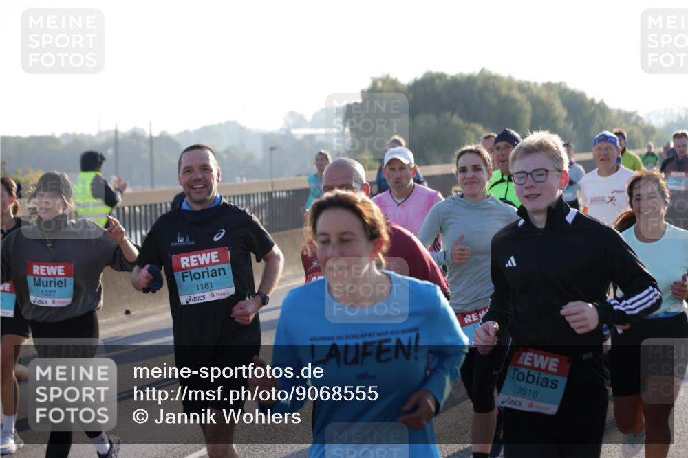 03.10.2025 - Köhlbrandbrückenlauf Jannik Wohlers http://msf.ph/oto/9068555 03.10.2025 09:16:29 Position 3 1227, 1181, 23, 3516, 2800 meine-sportfotos.de