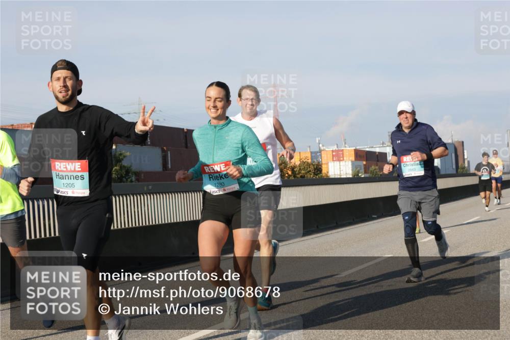03.10.2025 - Köhlbrandbrückenlauf Jannik Wohlers http://msf.ph/oto/9068678 03.10.2025 09:48:01 Position 3 1205, 1280, 2843 meine-sportfotos.de