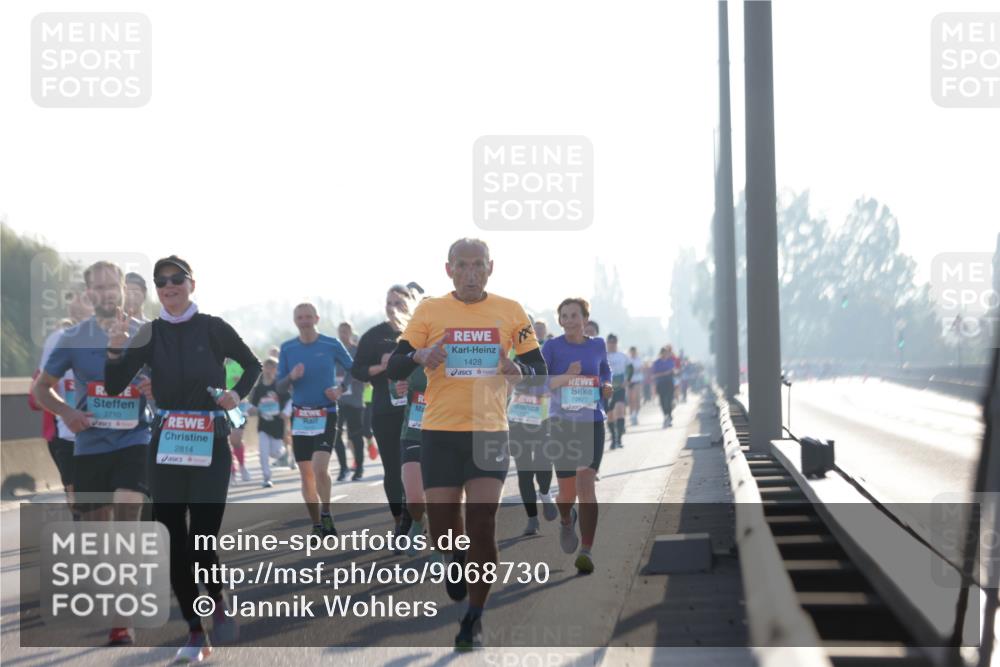 03.10.2025 - Köhlbrandbrückenlauf Jannik Wohlers http://msf.ph/oto/9068730 03.10.2025 09:16:41 Position 3 3710, 2814, 1428 meine-sportfotos.de
