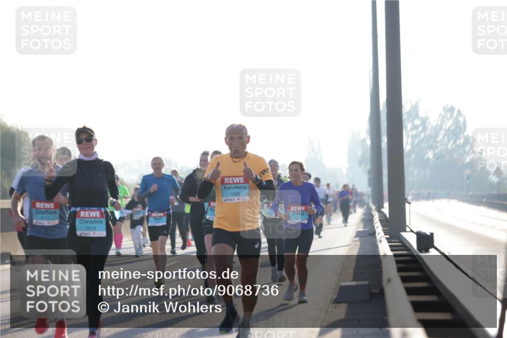 03.10.2025 - Köhlbrandbrückenlauf Jannik Wohlers http://msf.ph/oto/9068736 03.10.2025 09:16:41 Position 3 3710, 2814, 1428, 2677 meine-sportfotos.de