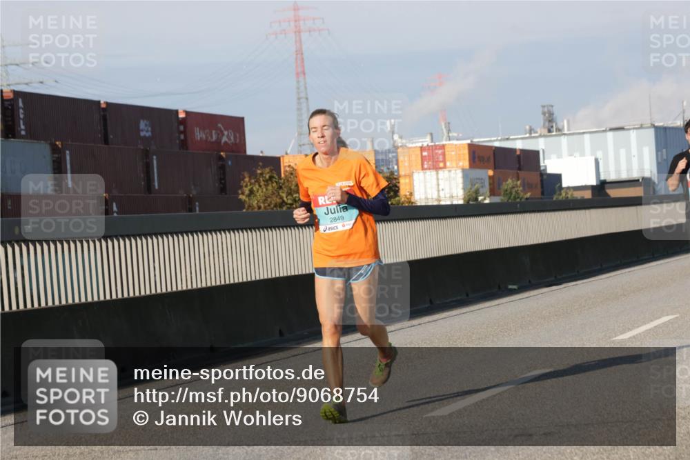 03.10.2025 - Köhlbrandbrückenlauf Jannik Wohlers http://msf.ph/oto/9068754 03.10.2025 09:48:03 Position 3 2849 meine-sportfotos.de