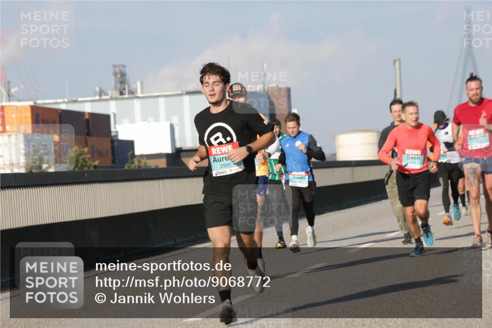 03.10.2025 - Köhlbrandbrückenlauf Jannik Wohlers http://msf.ph/oto/9068772 03.10.2025 09:48:05 Position 3 2901, 1165 meine-sportfotos.de