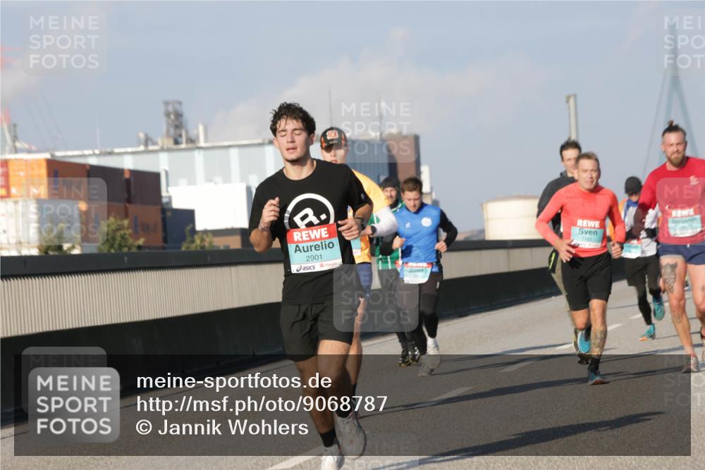03.10.2025 - Köhlbrandbrückenlauf Jannik Wohlers http://msf.ph/oto/9068787 03.10.2025 09:48:05 Position 3 2901, 1165 meine-sportfotos.de