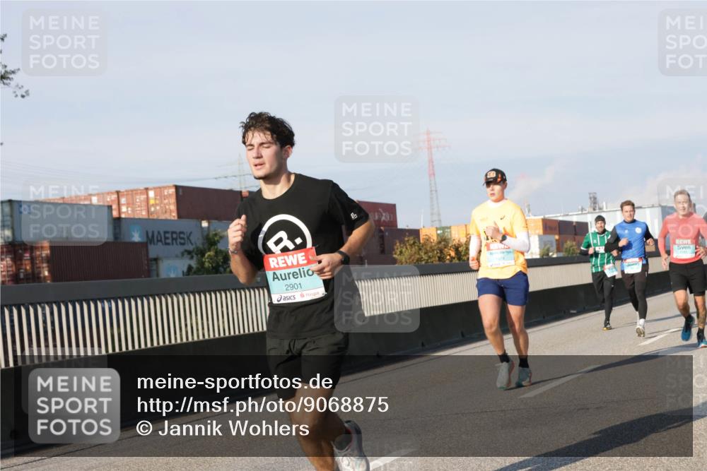 03.10.2025 - Köhlbrandbrückenlauf Jannik Wohlers http://msf.ph/oto/9068875 03.10.2025 09:48:08 Position 3 2901 meine-sportfotos.de