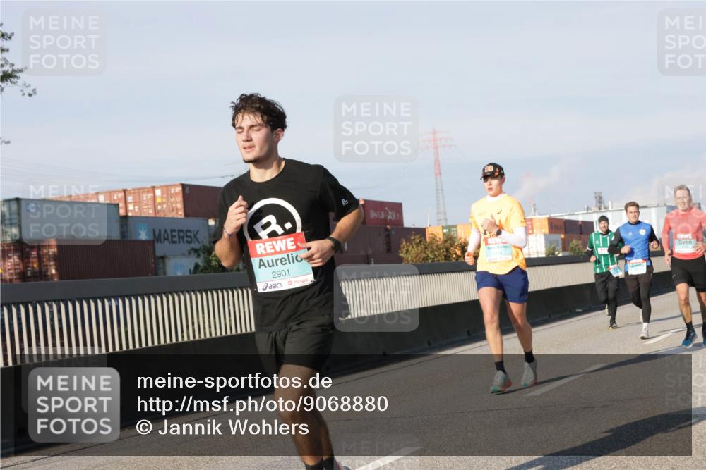 03.10.2025 - Köhlbrandbrückenlauf Jannik Wohlers http://msf.ph/oto/9068880 03.10.2025 09:48:08 Position 3 3, 2901 meine-sportfotos.de