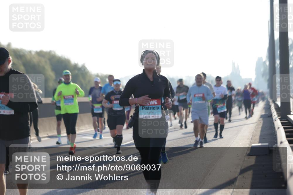 03.10.2025 - Köhlbrandbrückenlauf Jannik Wohlers http://msf.ph/oto/9069037 03.10.2025 09:16:48 Position 3 400, 1496 meine-sportfotos.de