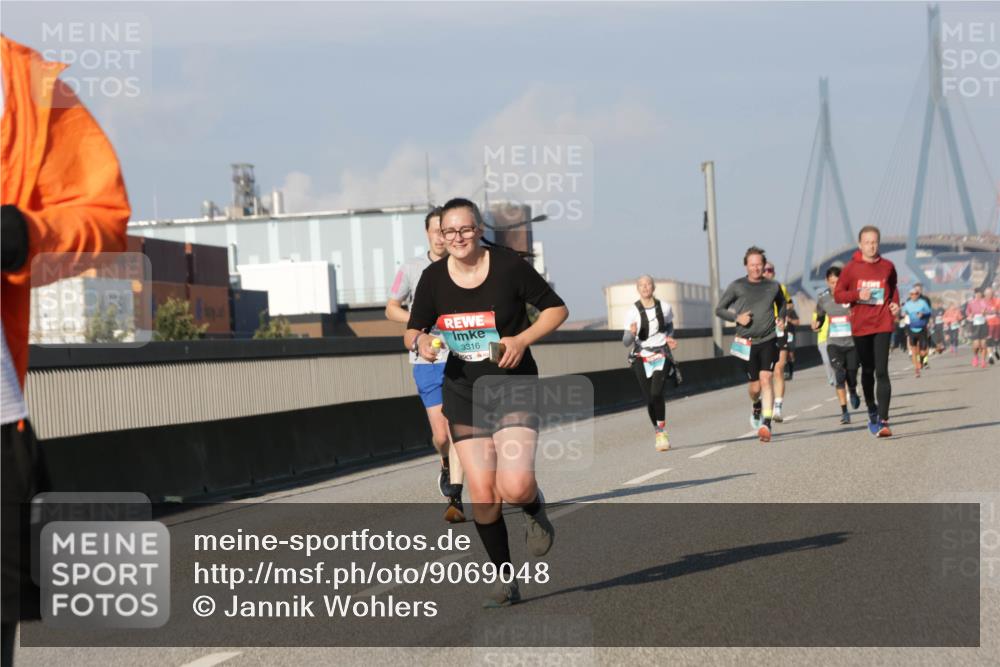 03.10.2025 - Köhlbrandbrückenlauf Jannik Wohlers http://msf.ph/oto/9069048 03.10.2025 09:48:13 Position 3 3316 meine-sportfotos.de