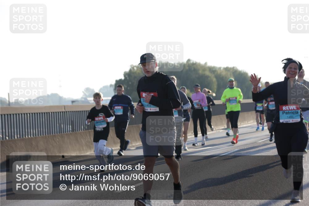 03.10.2025 - Köhlbrandbrückenlauf Jannik Wohlers http://msf.ph/oto/9069057 03.10.2025 09:16:49 Position 3 1403, 1496 meine-sportfotos.de