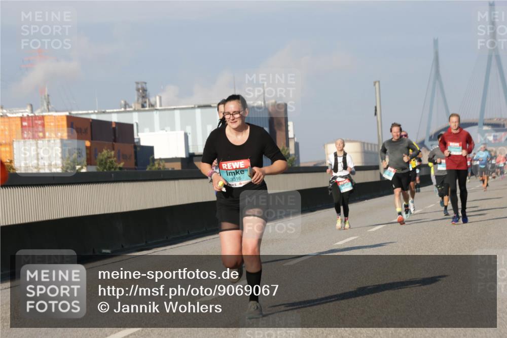 03.10.2025 - Köhlbrandbrückenlauf Jannik Wohlers http://msf.ph/oto/9069067 03.10.2025 09:48:13 Position 3 3316 meine-sportfotos.de