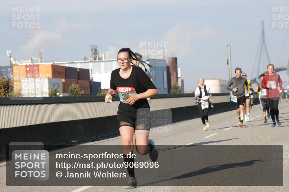 03.10.2025 - Köhlbrandbrückenlauf Jannik Wohlers http://msf.ph/oto/9069096 03.10.2025 09:48:14 Position 3  meine-sportfotos.de