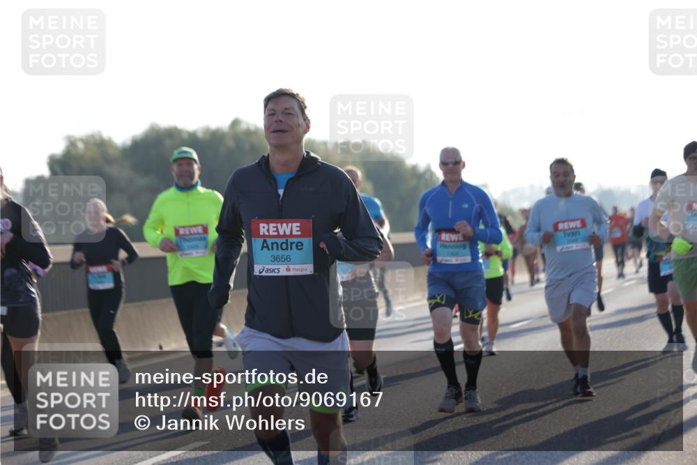 03.10.2025 - Köhlbrandbrückenlauf Jannik Wohlers http://msf.ph/oto/9069167 03.10.2025 09:16:52 Position 3 3656, 1302 meine-sportfotos.de