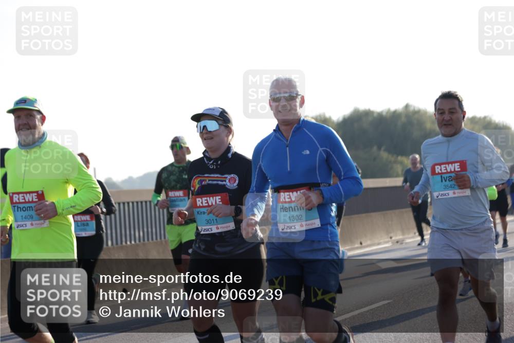 03.10.2025 - Köhlbrandbrückenlauf Jannik Wohlers http://msf.ph/oto/9069239 03.10.2025 09:16:54 Position 3 1409, 2, 3011, 1302, 3542 meine-sportfotos.de