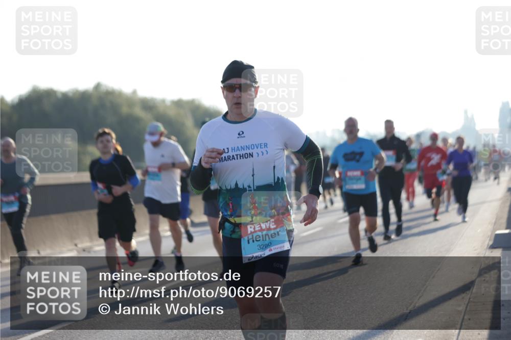 03.10.2025 - Köhlbrandbrückenlauf Jannik Wohlers http://msf.ph/oto/9069257 03.10.2025 09:16:56 Position 3 3280 meine-sportfotos.de