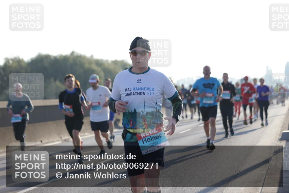 03.10.2025 - Köhlbrandbrückenlauf Jannik Wohlers http://msf.ph/oto/9069271 03.10.2025 09:16:56 Position 3 3280 meine-sportfotos.de