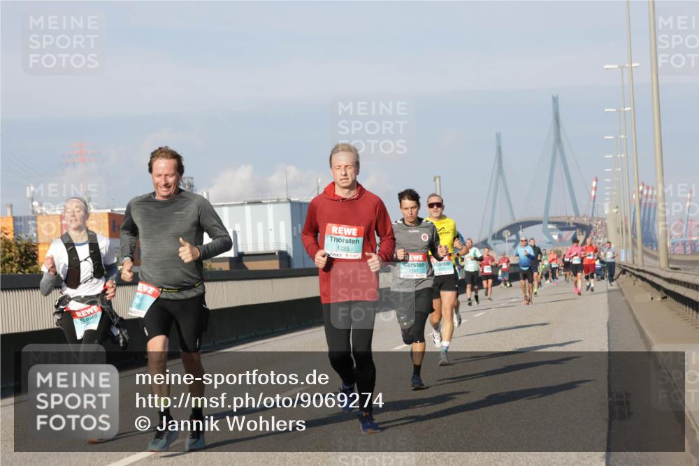 03.10.2025 - Köhlbrandbrückenlauf Jannik Wohlers http://msf.ph/oto/9069274 03.10.2025 09:48:20 Position 3 1225, 2587 meine-sportfotos.de