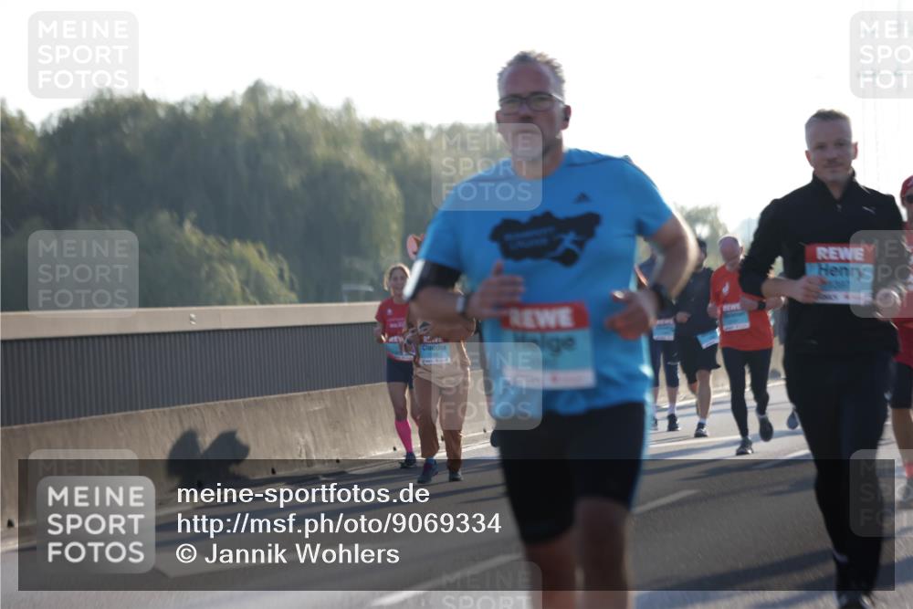 03.10.2025 - Köhlbrandbrückenlauf Jannik Wohlers http://msf.ph/oto/9069334 03.10.2025 09:16:59 Position 3  meine-sportfotos.de