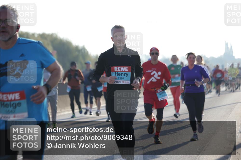 03.10.2025 - Köhlbrandbrückenlauf Jannik Wohlers http://msf.ph/oto/9069348 03.10.2025 09:16:59 Position 3 1642, 1397, 3353 meine-sportfotos.de