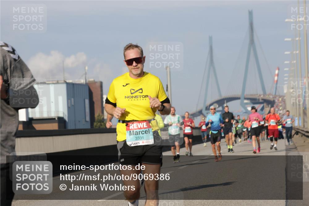 03.10.2025 - Köhlbrandbrückenlauf Jannik Wohlers http://msf.ph/oto/9069386 03.10.2025 09:48:23 Position 3 3331 meine-sportfotos.de