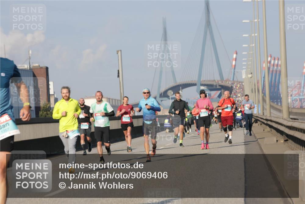 03.10.2025 - Köhlbrandbrückenlauf Jannik Wohlers http://msf.ph/oto/9069406 03.10.2025 09:48:25 Position 3 1357, 3806 meine-sportfotos.de