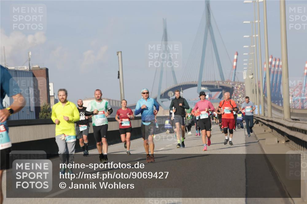03.10.2025 - Köhlbrandbrückenlauf Jannik Wohlers http://msf.ph/oto/9069427 03.10.2025 09:48:26 Position 3  meine-sportfotos.de