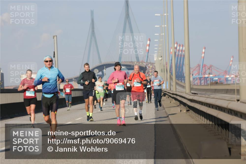 03.10.2025 - Köhlbrandbrückenlauf Jannik Wohlers http://msf.ph/oto/9069476 03.10.2025 09:48:29 Position 3 14 meine-sportfotos.de