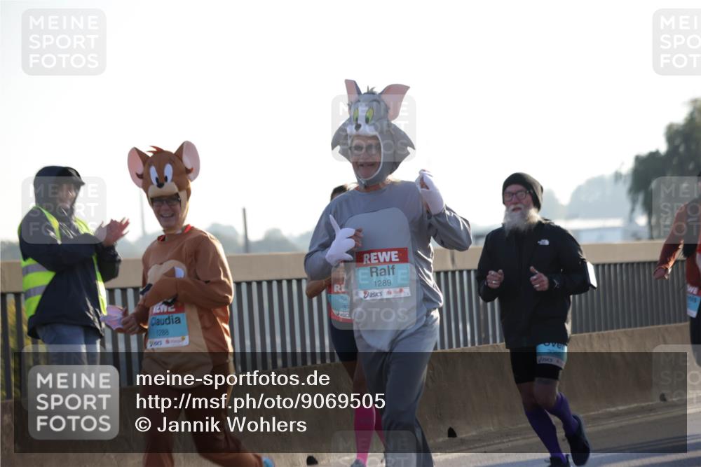 03.10.2025 - Köhlbrandbrückenlauf Jannik Wohlers http://msf.ph/oto/9069505 03.10.2025 09:17:05 Position 3 1288, 37, 1289, 3065 meine-sportfotos.de