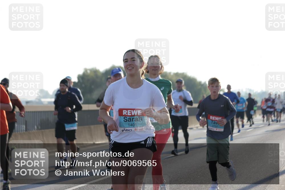 03.10.2025 - Köhlbrandbrückenlauf Jannik Wohlers http://msf.ph/oto/9069565 03.10.2025 09:17:06 Position 3 1401, 3707 meine-sportfotos.de