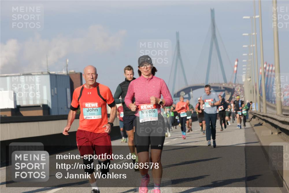 03.10.2025 - Köhlbrandbrückenlauf Jannik Wohlers http://msf.ph/oto/9069578 03.10.2025 09:48:35 Position 3 3305, 1123 meine-sportfotos.de