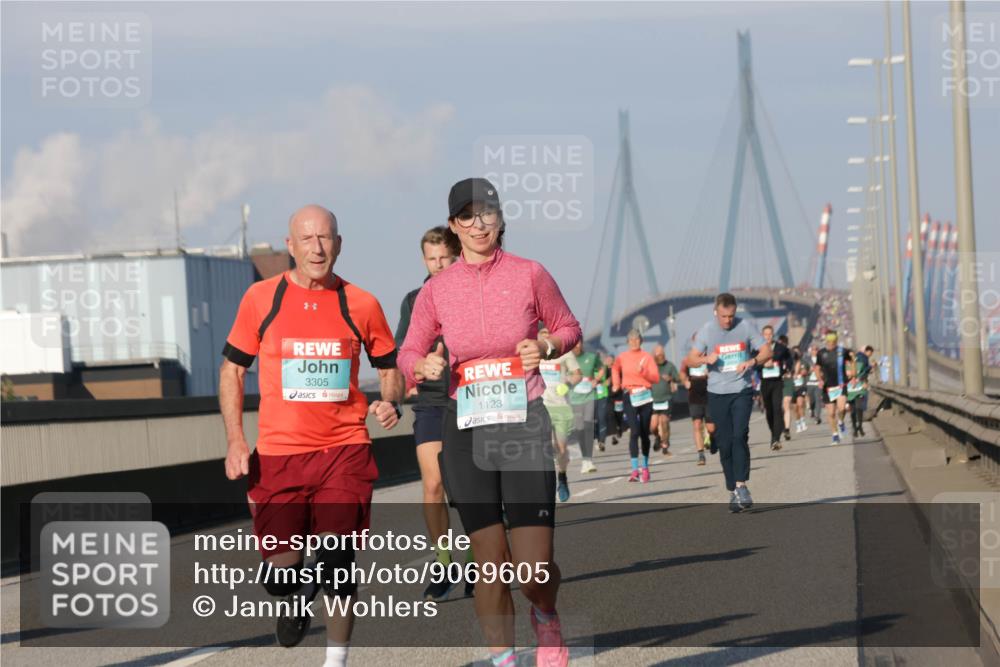 03.10.2025 - Köhlbrandbrückenlauf Jannik Wohlers http://msf.ph/oto/9069605 03.10.2025 09:48:35 Position 3 3305, 1123 meine-sportfotos.de
