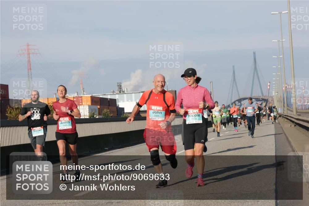 03.10.2025 - Köhlbrandbrückenlauf Jannik Wohlers http://msf.ph/oto/9069633 03.10.2025 09:48:36 Position 3 3305, 1123 meine-sportfotos.de