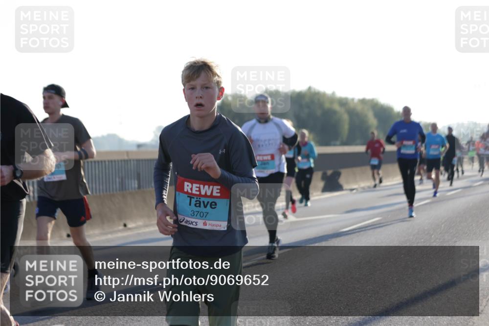 03.10.2025 - Köhlbrandbrückenlauf Jannik Wohlers http://msf.ph/oto/9069652 03.10.2025 09:17:08 Position 3 3707 meine-sportfotos.de