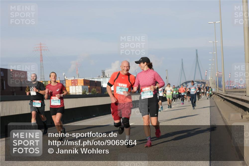 03.10.2025 - Köhlbrandbrückenlauf Jannik Wohlers http://msf.ph/oto/9069664 03.10.2025 09:48:37 Position 3 3305, 1123 meine-sportfotos.de