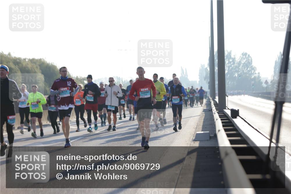 03.10.2025 - Köhlbrandbrückenlauf Jannik Wohlers http://msf.ph/oto/9069729 03.10.2025 09:17:13 Position 3 12 meine-sportfotos.de