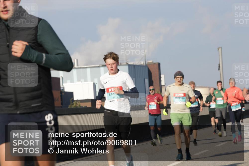 03.10.2025 - Köhlbrandbrückenlauf Jannik Wohlers http://msf.ph/oto/9069801 03.10.2025 09:48:40 Position 3  meine-sportfotos.de