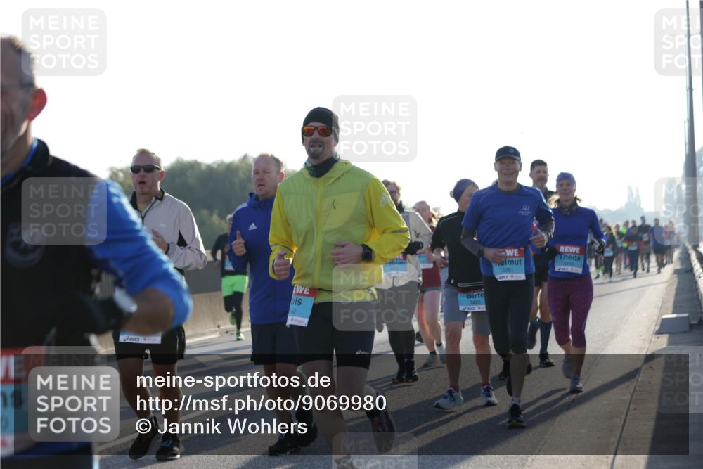 03.10.2025 - Köhlbrandbrückenlauf Jannik Wohlers http://msf.ph/oto/9069980 03.10.2025 09:17:20 Position 3 240, 19, 62, 3493, 3261, 3492 meine-sportfotos.de