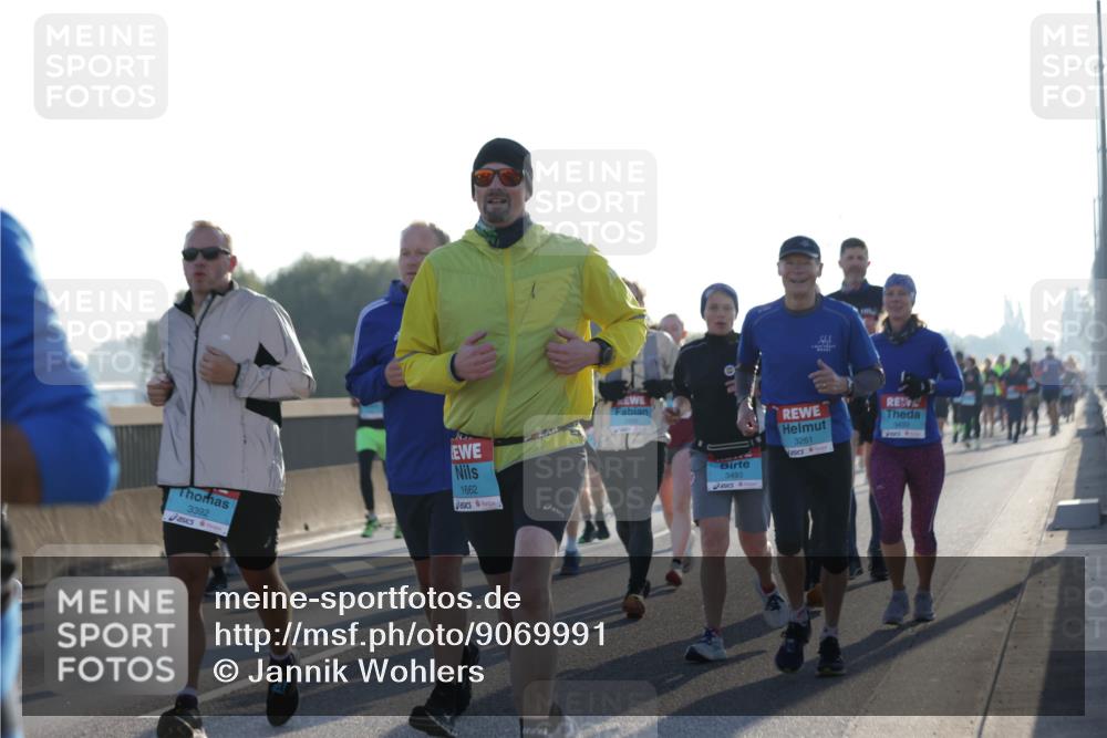 03.10.2025 - Köhlbrandbrückenlauf Jannik Wohlers http://msf.ph/oto/9069991 03.10.2025 09:17:20 Position 3 3392, 1662, 3493, 3261, 3492 meine-sportfotos.de