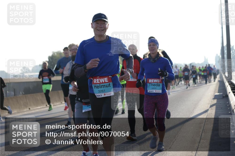 03.10.2025 - Köhlbrandbrückenlauf Jannik Wohlers http://msf.ph/oto/9070054 03.10.2025 09:17:22 Position 3 94, 3261, 3492 meine-sportfotos.de
