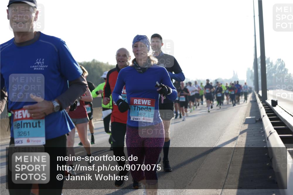 03.10.2025 - Köhlbrandbrückenlauf Jannik Wohlers http://msf.ph/oto/9070075 03.10.2025 09:17:22 Position 3 3261, 3492 meine-sportfotos.de
